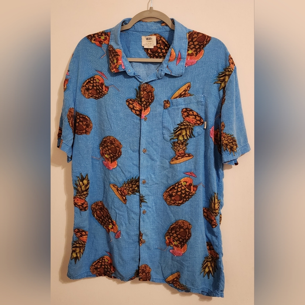 EUC Men's Vans Hawaiian Shirt XL